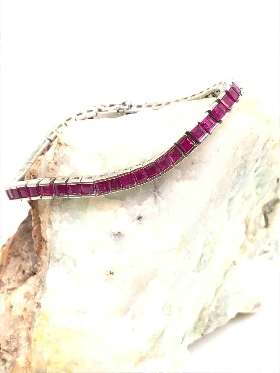 18K White Gold Princess Cut Ruby Gemstone Bracelet 6.5