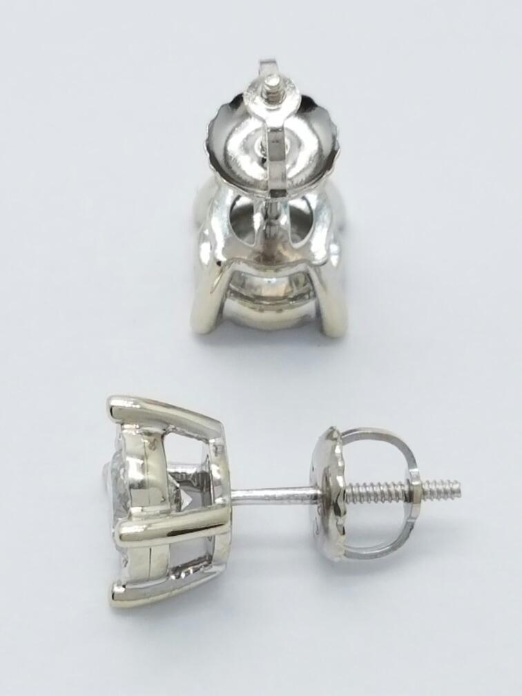 10K White Gold Diamond Stud Earrings